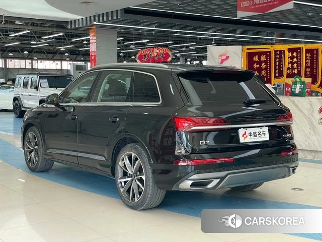 Audi Q7 id 4348850 из Китая 25