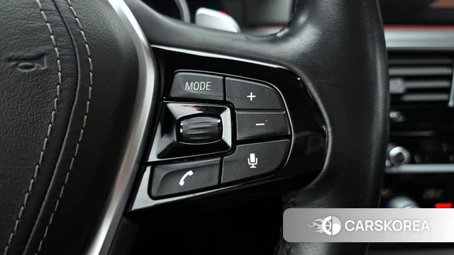 BMW 5 Series (G30) id 4246236 из Кореи 25