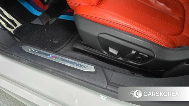 BMW 1 Series (F40) id 4268023 из Кореи 25