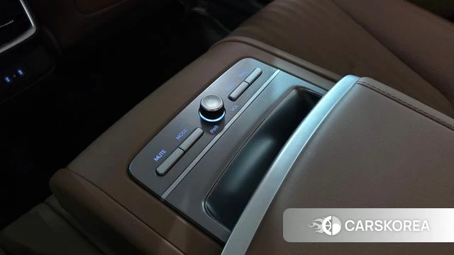 Hyundai Grandeur Hybrid (GN7) id 4897847 из Кореи 25