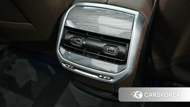 BMW 7 Series (G70) id 4280866 из Кореи 25