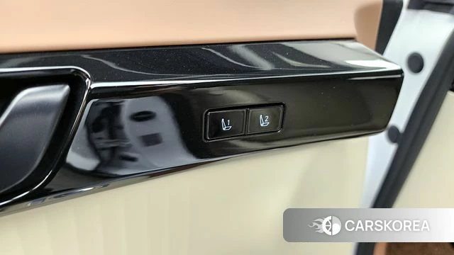 Hyundai Grandeur Hybrid (GN7) id 4400674 из Кореи 25