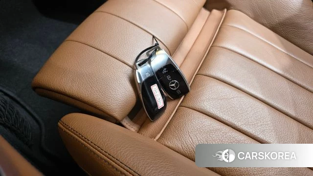 Mercedes-Benz E-Class W213 id 4448058 из Кореи 25