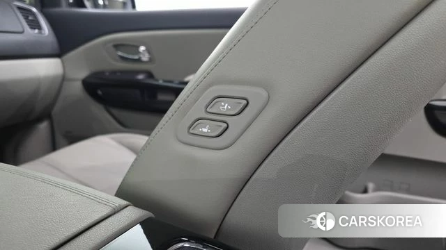 Kia The New Carnival id 4363351 из Кореи 25