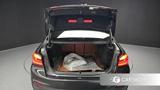 BMW 5 Series (G30) id 4384986 из Кореи 25
