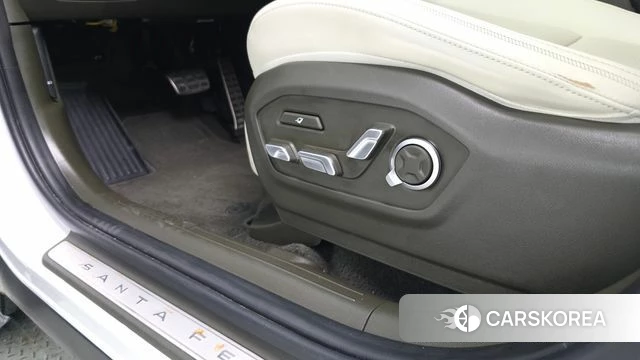 Hyundai Santa Fe (MX5) id 4640288 из Кореи 25