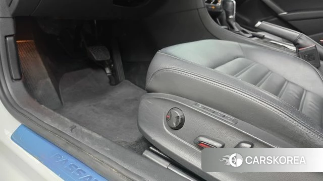 Volkswagen The New Passat id 4638083 из Кореи 25