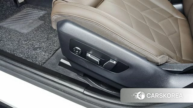 BMW 5 Series (G60) id 4783254 из Кореи 25