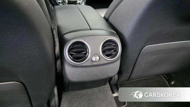 Mercedes-Benz C-Class W205 id 4672269 из Кореи 25
