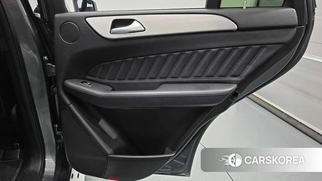 Mercedes-Benz GLE - Class W166 id 4448230 из Кореи 25