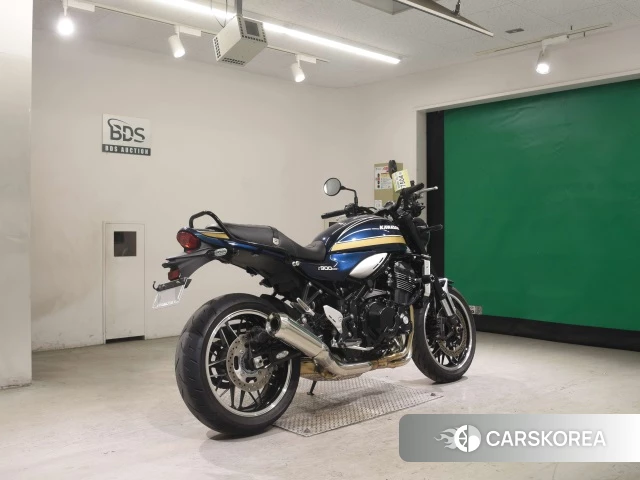 Kawasaki Z900RS id 3949258 из Японии 25