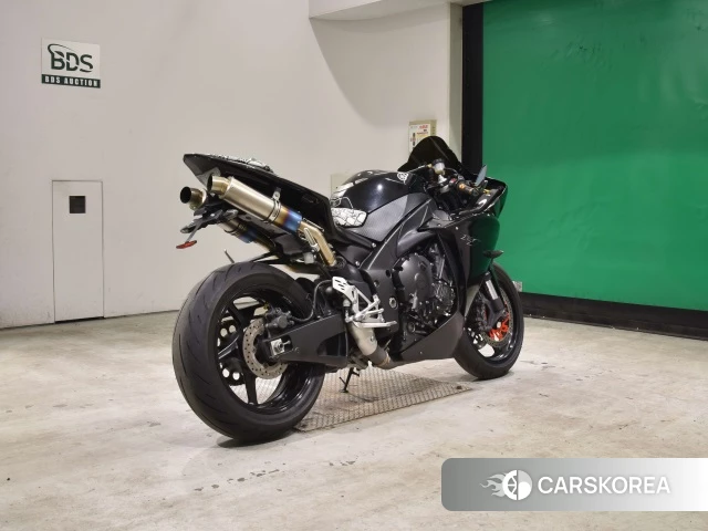 Yamaha YZF-R1 id 4182870 из Японии 25
