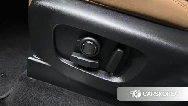 Land Rover Discovery 5 id 4692863 из Кореи 25