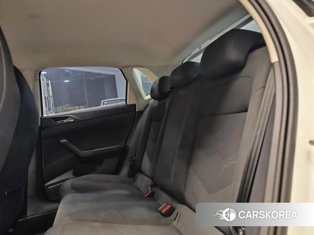 Volkswagen Polo id 4190386 из Китая 25