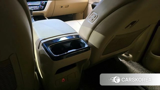 Kia The New Carnival id 4188658 из Кореи 25