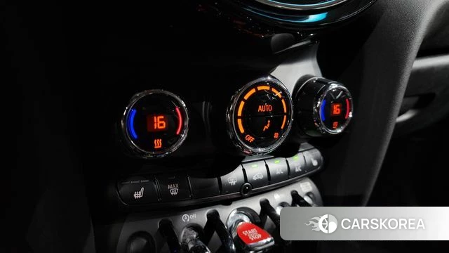 Mini Cooper S id 4446890 из Кореи 25