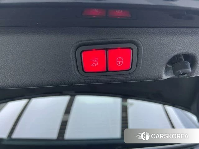 Mercedes-Benz E-class id 4236370 из Китая 25