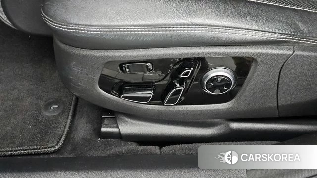 Genesis G90 id 4703122 из Кореи 25