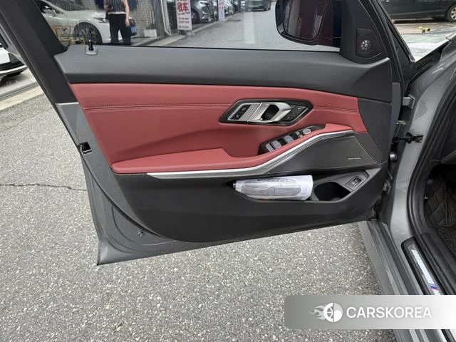 BMW 3 series id 4313839 из Китая 25