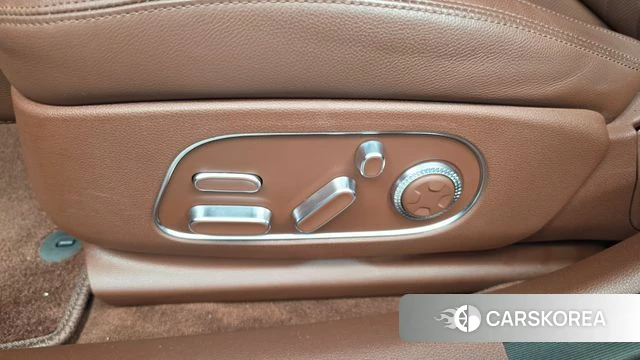 Genesis G90 (RS4) id 4774482 из Кореи 25