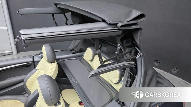 Mini Cooper S Convertible id 4767839 из Кореи 25