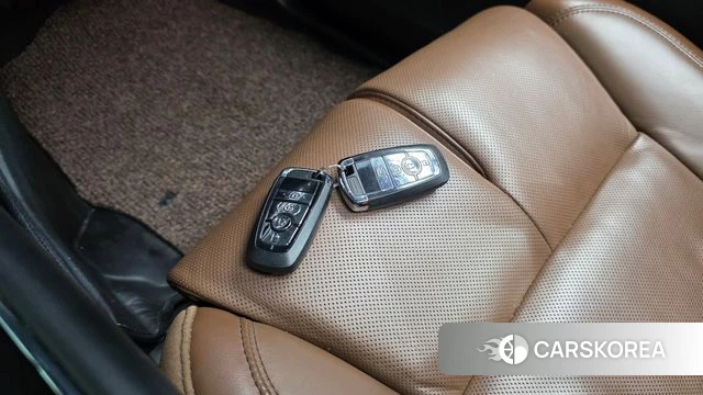 Lincoln Aviator 2nd generation id 4424185 из Кореи 25