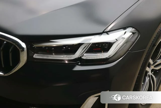 BMW 5 series PHEV id 4210196 из Китая 25