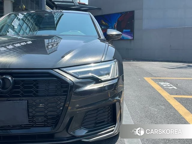 Audi A6L id 4273889 из Китая 25