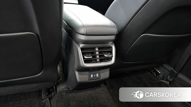 Hyundai Grandeur Hybrid (GN7) id 4617692 из Кореи 25