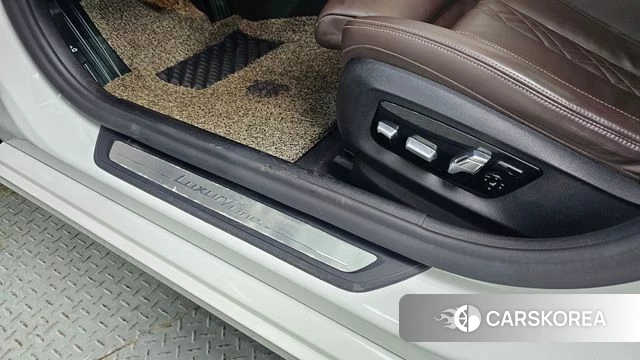BMW 5 Series (G30) id 4518988 из Кореи 25