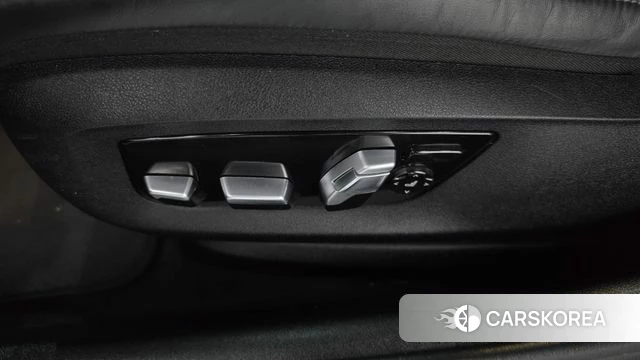BMW 5 Series (G30) id 4837234 из Кореи 25