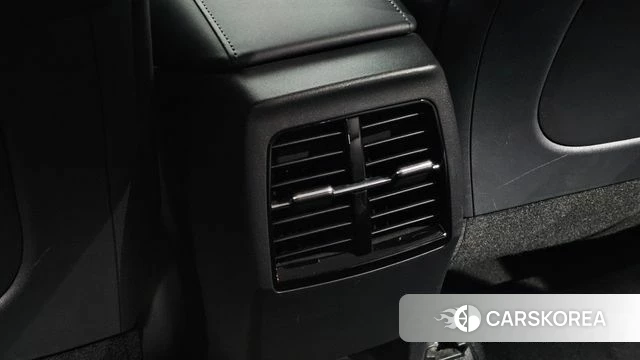 Kia Di Ol Nu Niro id 4880840 из Кореи 25
