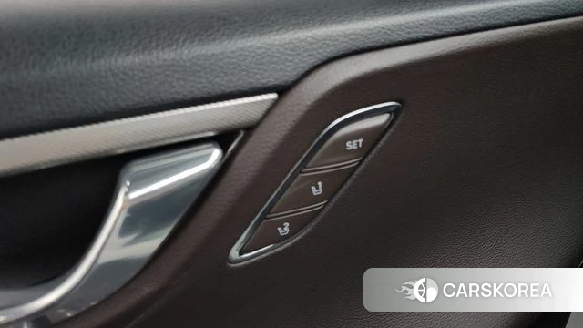Hyundai The New Grandeur IG id 4642280 из Кореи 25