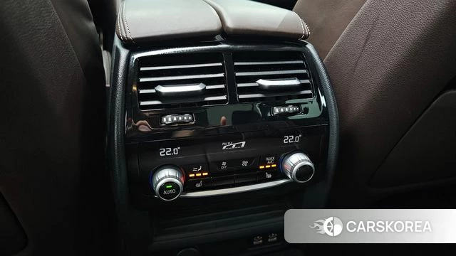 BMW 5 Series (G30) id 4651680 из Кореи 25