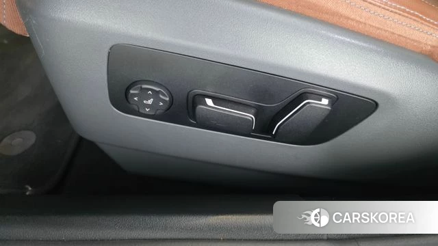 BMW 5 Series (G60) id 4762664 из Кореи 25