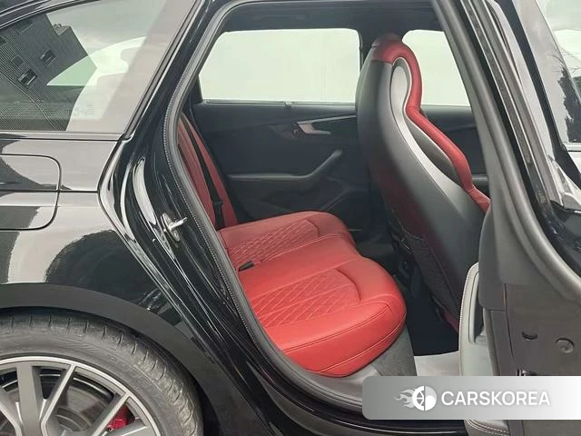 Audi S4 id 4314481 из Китая 25