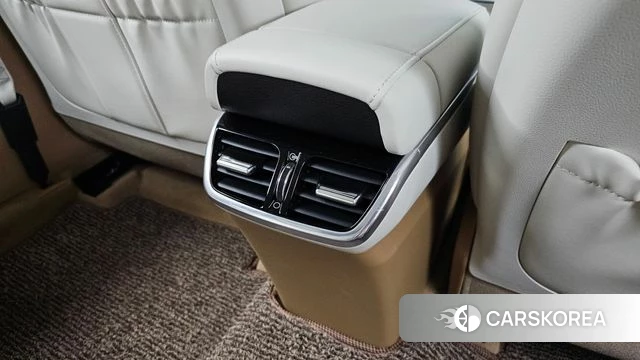 Hyundai The New Grandeur IG id 4641713 из Кореи 25