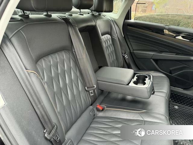 Volkswagen Passat id 4253812 из Китая 25