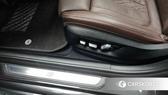 BMW 5 Series (G30) id 4435246 из Кореи 25