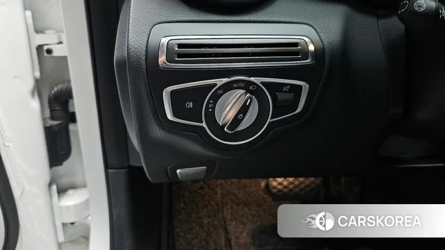 Mercedes-Benz C-Class W205 id 4794680 из Кореи 25