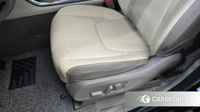 Kia Carnival 4th generation id 4651606 из Кореи 25
