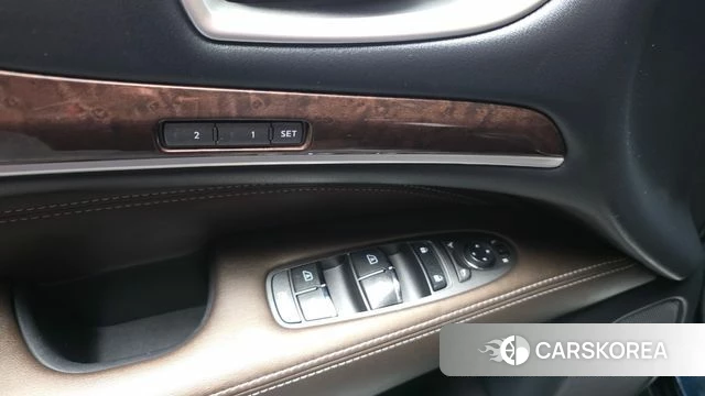 Infiniti QX60 id 4684299 из Кореи 25