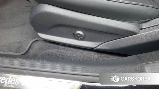 Mercedes-Benz E-Class W213 id 4645875 из Кореи 25