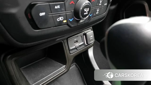 Jeep Renegade id 4409230 из Кореи 25