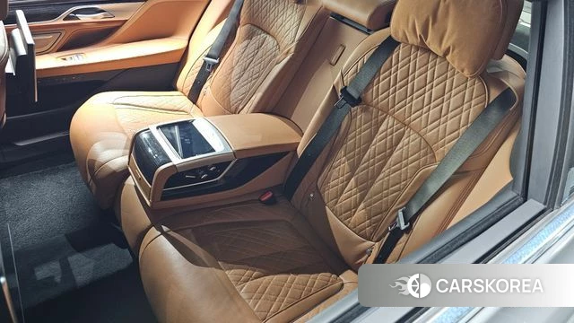 BMW 7 Series (G11) id 4580899 из Кореи 25