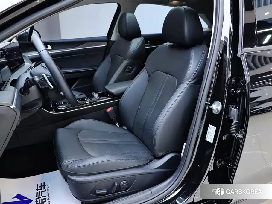 Kia K5 id 4514140 из Китая 25
