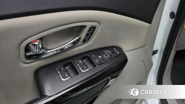 Kia The New Carnival id 4251008 из Кореи 25