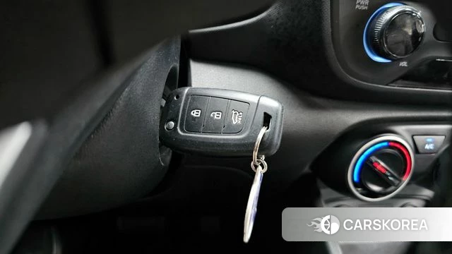 Hyundai Venue id 4383951 из Кореи 25