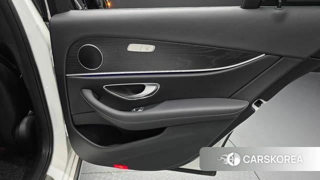 Mercedes-Benz E-Class W213 id 4430078 из Кореи 25