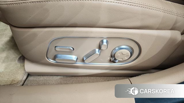 Genesis G90 (RS4) id 4462655 из Кореи 25